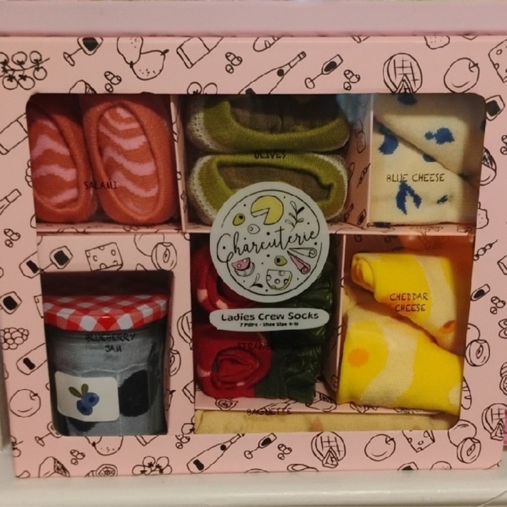 Charcuterie Ladies Crew Socks Gift Set